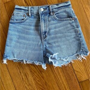00 American Eagle midrise shorts, like new